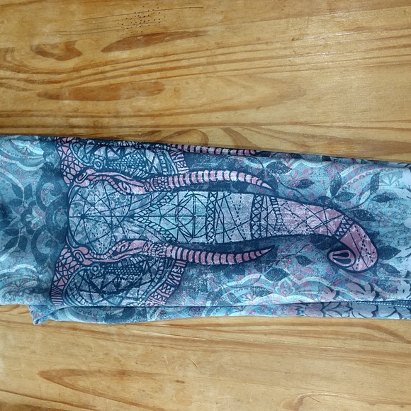 Evolution and Creation Pants - Evcr S like new elephant Capri high waist